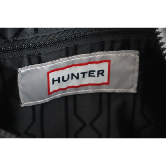 Hunter Unisex Large Black Nylon Commute Shoulder Bag w/Adjustable Webbing Strap - Picture 4 of 16